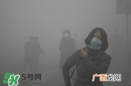 雾霾对孕妇有什么危害？雾霾对胎儿有影响吗？