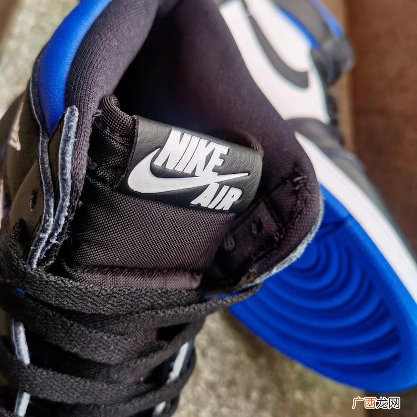 Air Jordan Retro 1 High OG “Game Royal”发售日期