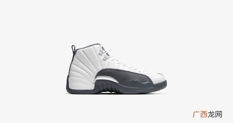 Air Jordan 12 “Dark Grey”明日发售