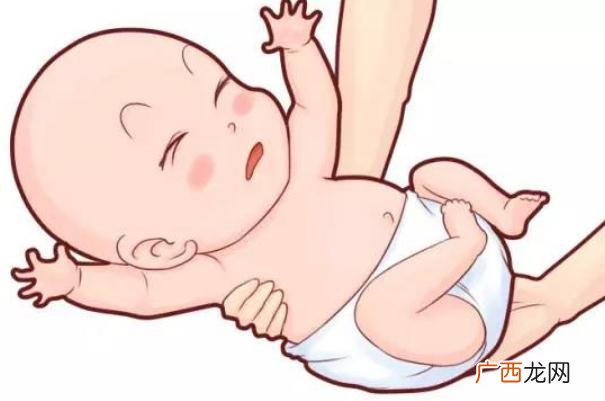 新生儿睡觉一惊一惊新生儿睡眠不好的原因
