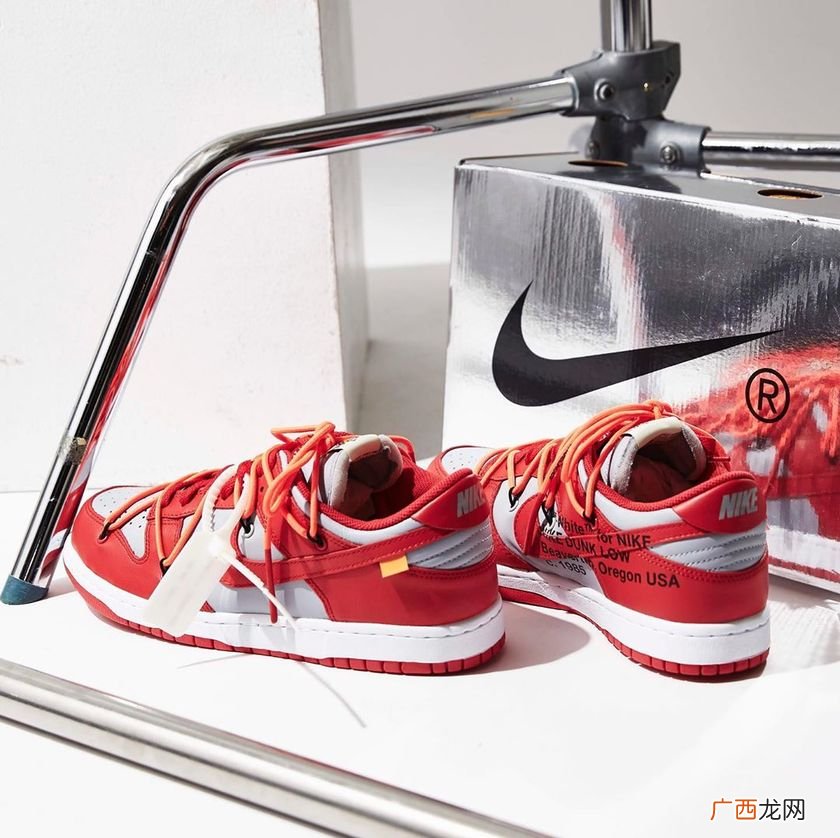 Off -White x Nike Dunk Low 你抢到了吗？
