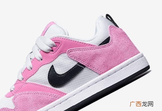 双粉色系 Nike SB Alleyoop谍照
