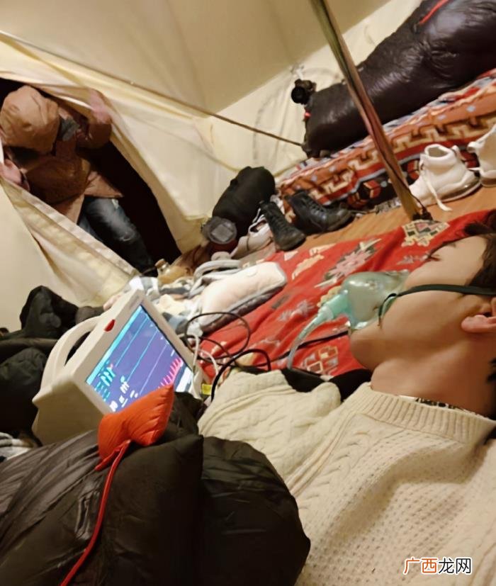 王俊凯揉王源性气，王源和易烊千玺让王俊凯注意身体