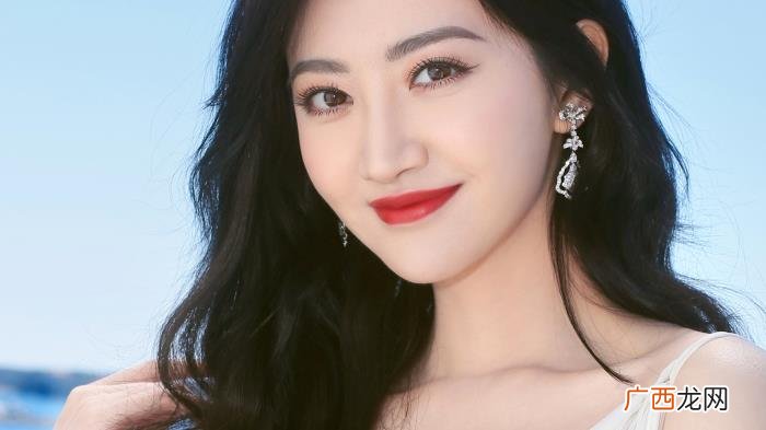 刚分手的女生怎么追，刚失恋的女生怎么追