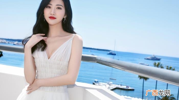 刚分手的女生怎么追，刚失恋的女生怎么追