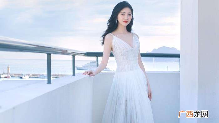 刚分手的女生怎么追，刚失恋的女生怎么追
