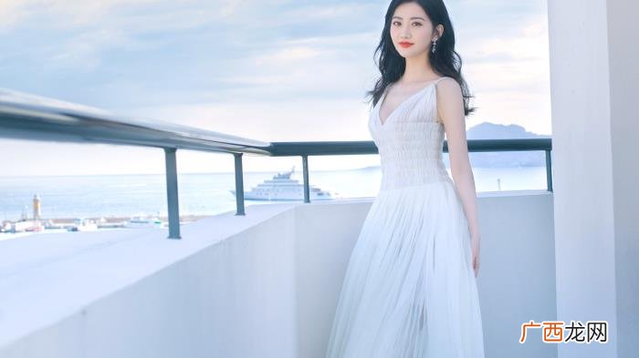 刚分手的女生怎么追，刚失恋的女生怎么追