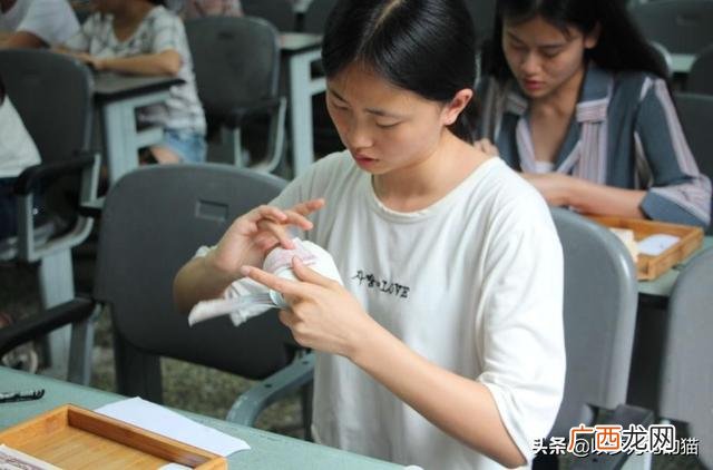 女生学什么手艺最吃香 适合女孩子学的手艺有哪些