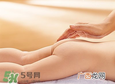 如何清洗宝宝屁股宝宝屁股怎么洗干净