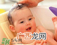 婴儿洗头怎么洗？婴儿洗头注意事项