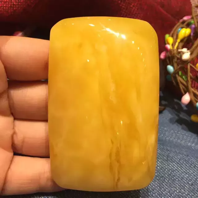天然蜜蜡图及形成原因 天然蜜蜡是怎么形成的