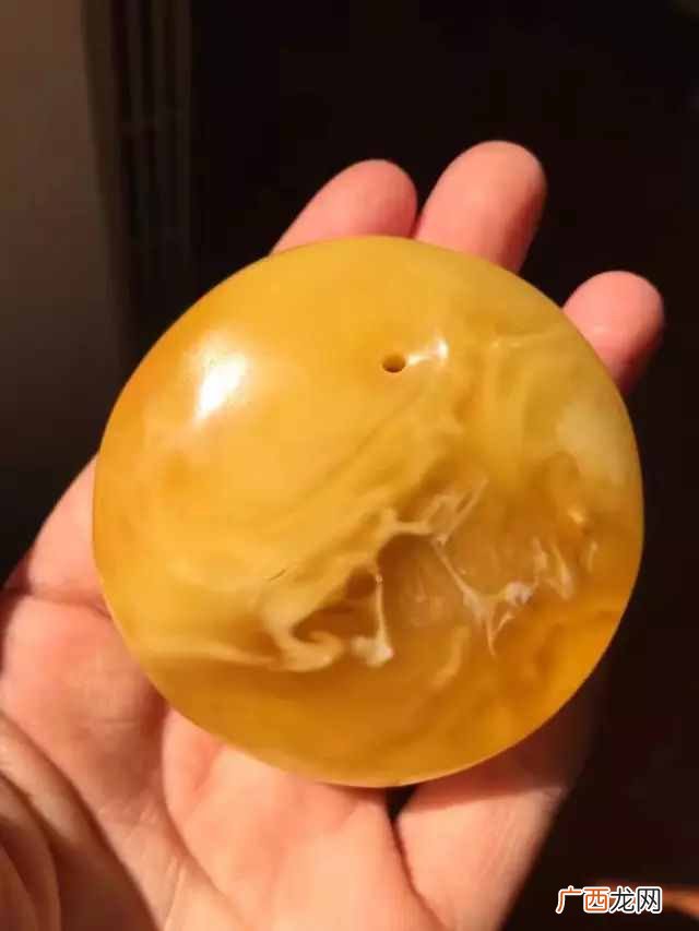 天然蜜蜡图及形成原因 天然蜜蜡是怎么形成的