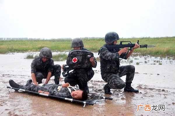 浅谈连长军衔及职责 连长是什么军衔及工资待遇