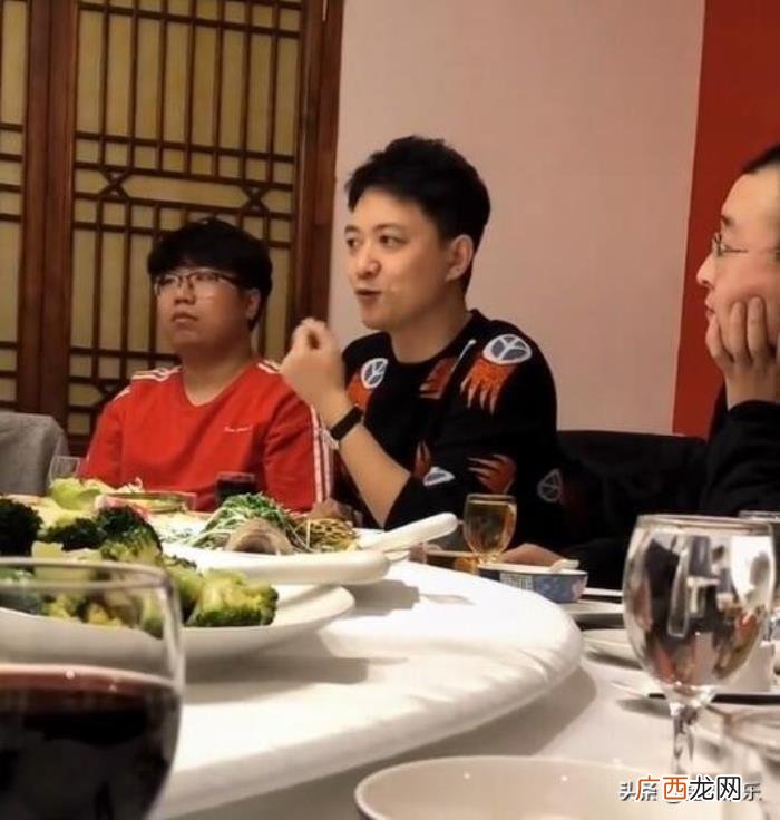 山东电视台原主持人，山东卫视著名主持人李鑫转行做直播