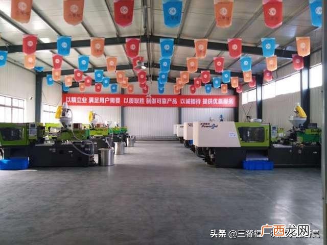 潍坊餐具骗局视频 三餐福一次性水晶餐具