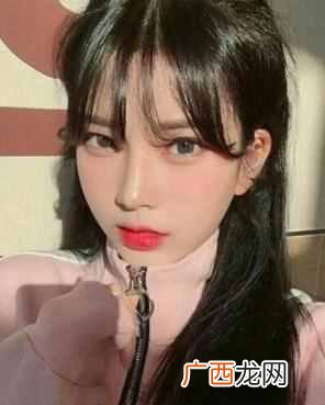 首选这9个减龄发型 女生额头大适合什么发型