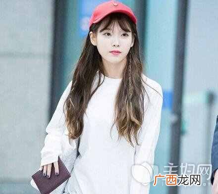 首选这9个减龄发型 女生额头大适合什么发型