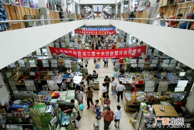 现在开玩具店还赚钱吗,开家2元店大概需要多少钱