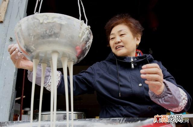 不愁销路的小型加工厂,农村干什么挣钱最快不要技术