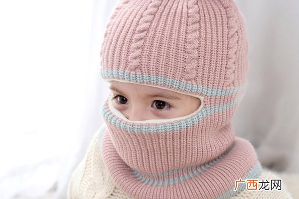 婴儿舌苔厚白是怎么回事原来是这样