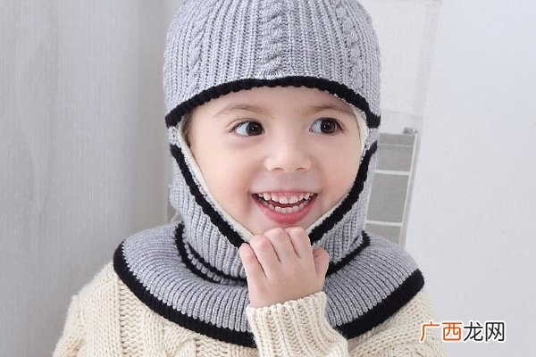 婴儿舌苔厚白是怎么回事原来是这样