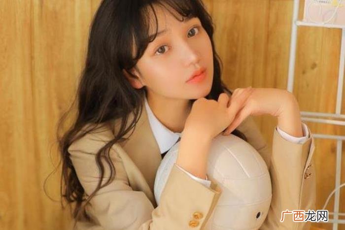 为爱低头是什么意思，却会为爱低头的星座