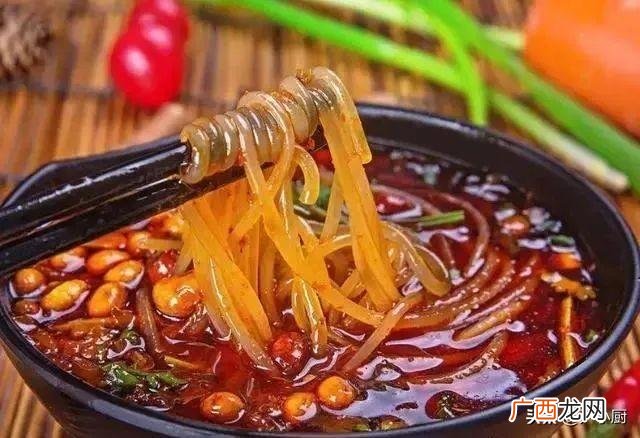 夜晚最挣钱的地摊小吃 创业小吃摊做什么好