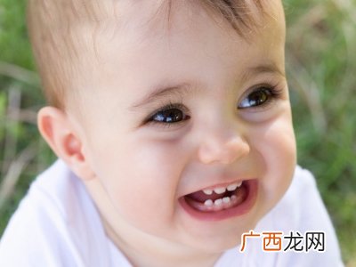 宝宝从什么时候开始长牙有什么症状