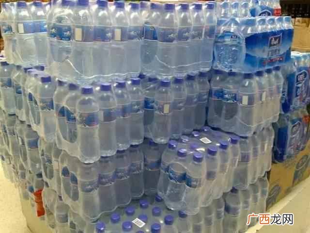 超市一箱康师傅矿泉水多少钱（生产过程大曝光