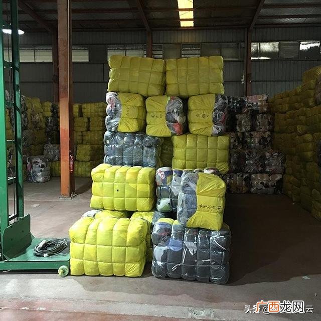 回收旧衣服一年赚200万,无本钱一个月内赚5万
