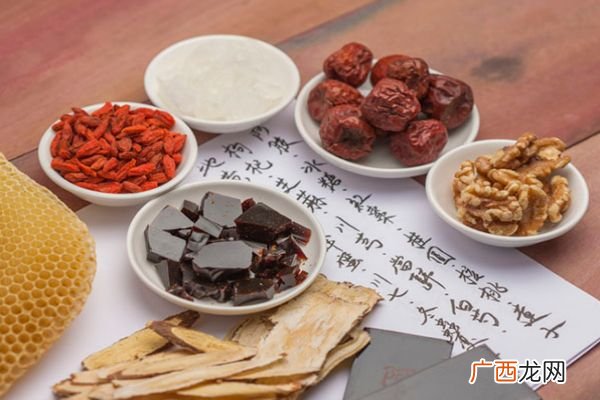 宝宝肚子痛怎么办吃什么药好