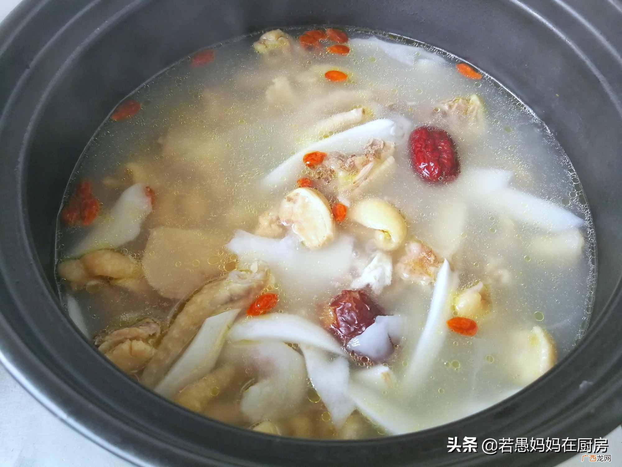 正宗海南椰子鸡的做法 椰子鸡的做法步骤