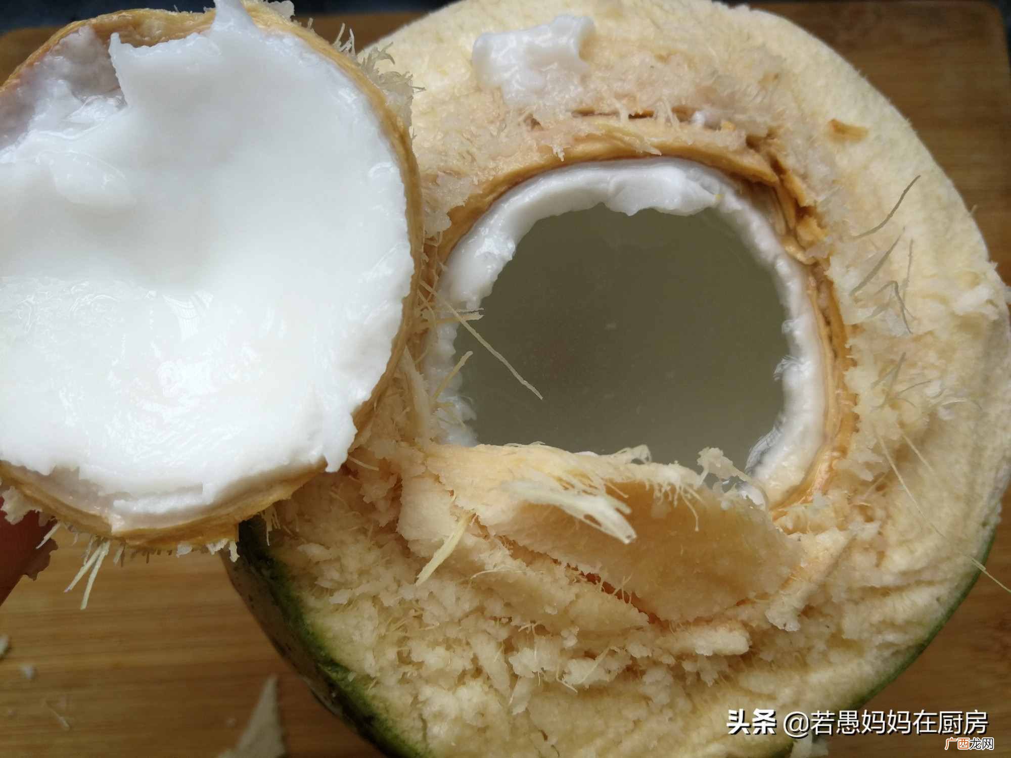 正宗海南椰子鸡的做法 椰子鸡的做法步骤