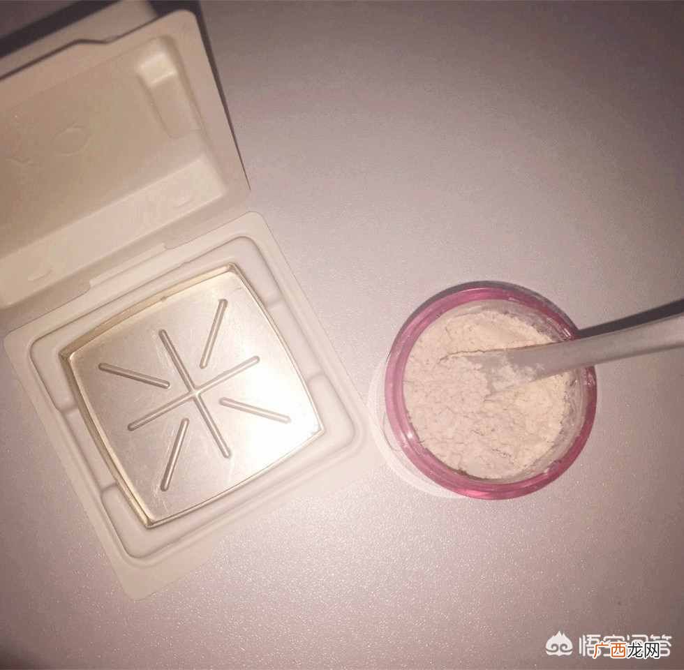 教你一招让碎粉饼恢复如初 粉饼碎了怎么复原