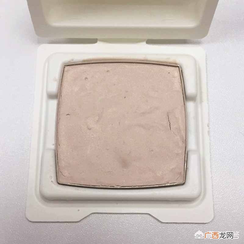 教你一招让碎粉饼恢复如初 粉饼碎了怎么复原