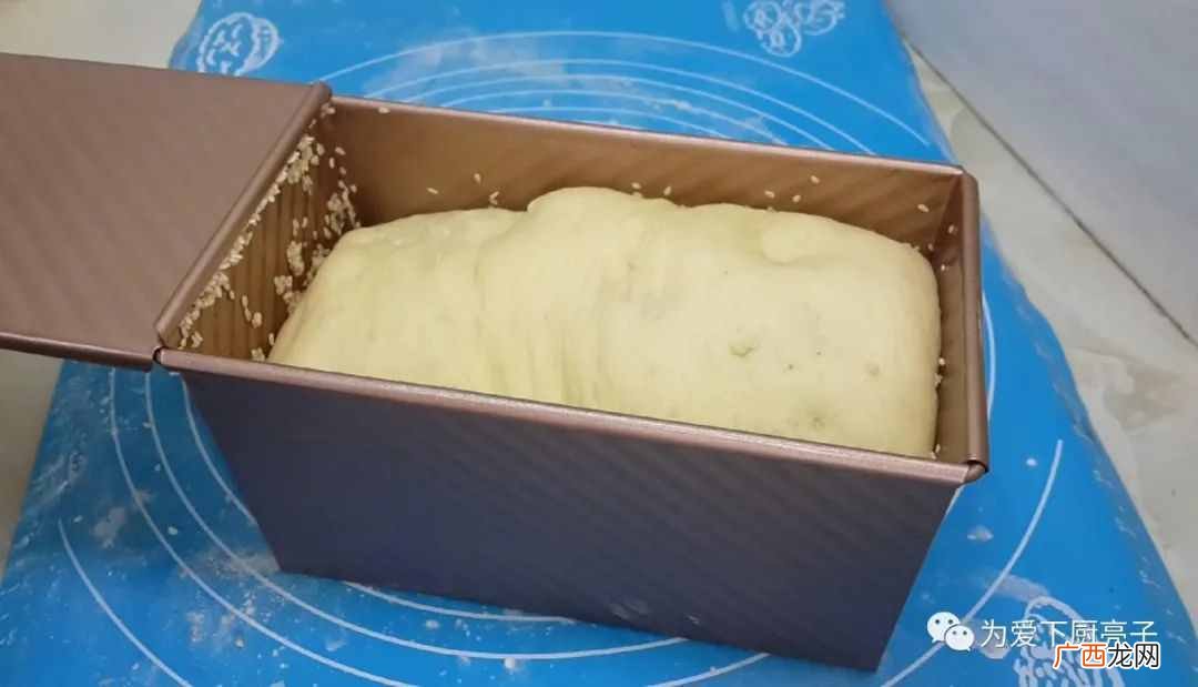 初学者用烤箱做面包 烤箱烤面包的做法家常做法