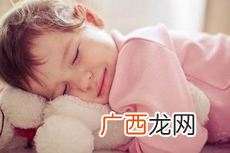 宝宝入睡困难怎么办哼唱摇篮曲催眠