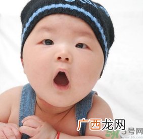 宝宝多大穿鞋子比较好？宝宝多大可以穿鞋？