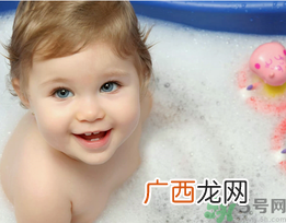 秋天宝宝需要每天洗澡吗？秋天宝宝多久洗一次澡？