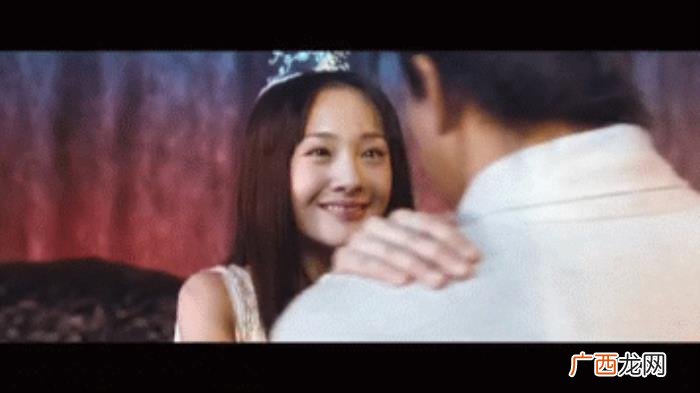 如画里走出来的牡丹小仙女 画壁牡丹扮演者