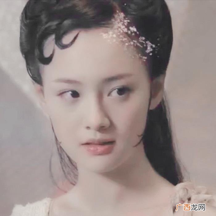 如画里走出来的牡丹小仙女 画壁牡丹扮演者
