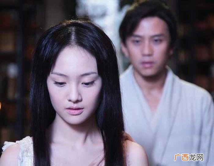 如画里走出来的牡丹小仙女 画壁牡丹扮演者