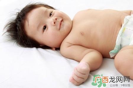 半岁宝宝头发稀少怎么回事?半岁宝宝头发稀少怎么办?