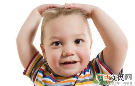 半岁宝宝头发稀少怎么回事?半岁宝宝头发稀少怎么办?
