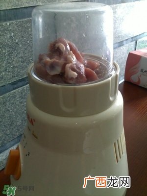 宝宝可以吃肉丸子吗？宝宝多大可以吃肉丸子？