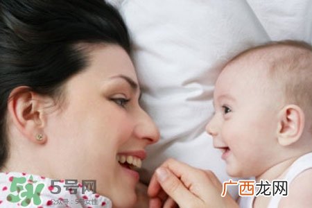 有水痘的宝宝能不能沾水？长水痘可以碰水吗？