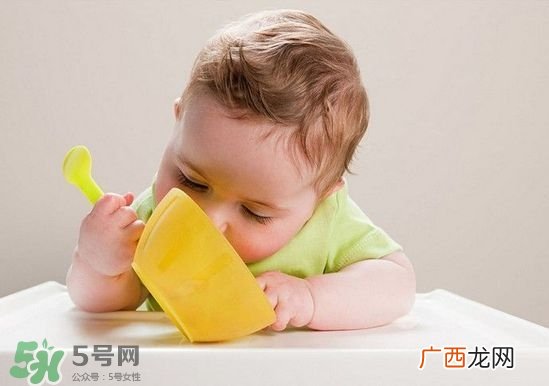 宝宝辅食一天吃几次？宝宝每天吃辅食次数