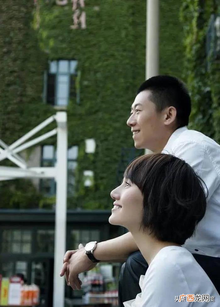 袁泉夏雨新年秀恩爱 夏雨袁泉结婚照