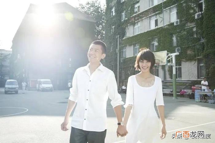 袁泉夏雨新年秀恩爱 夏雨袁泉结婚照