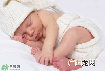 夏季宝宝厌食怎么办？夏天宝宝不肯吃饭怎么办？
